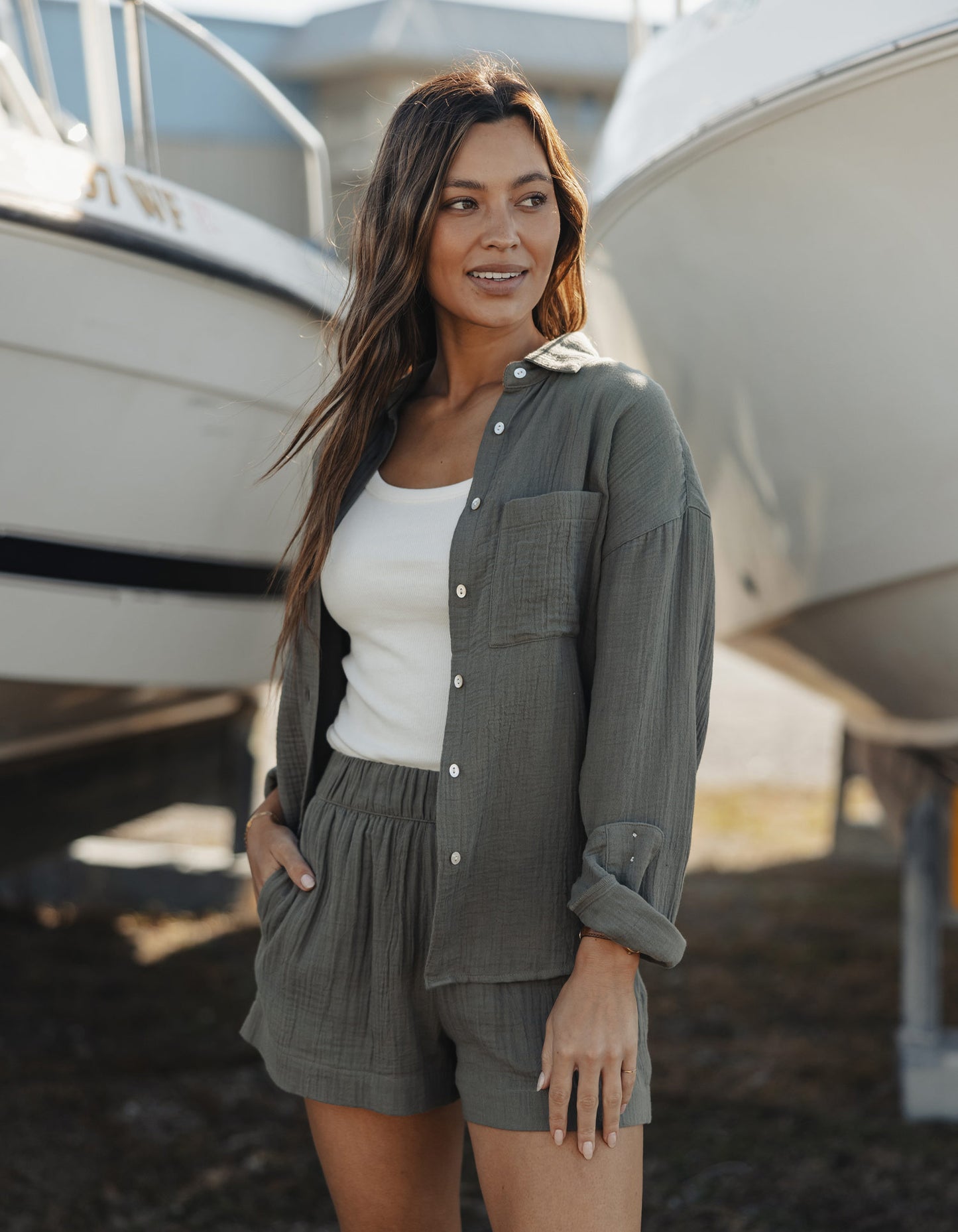 Kalo Weekender Short in Deep Sage