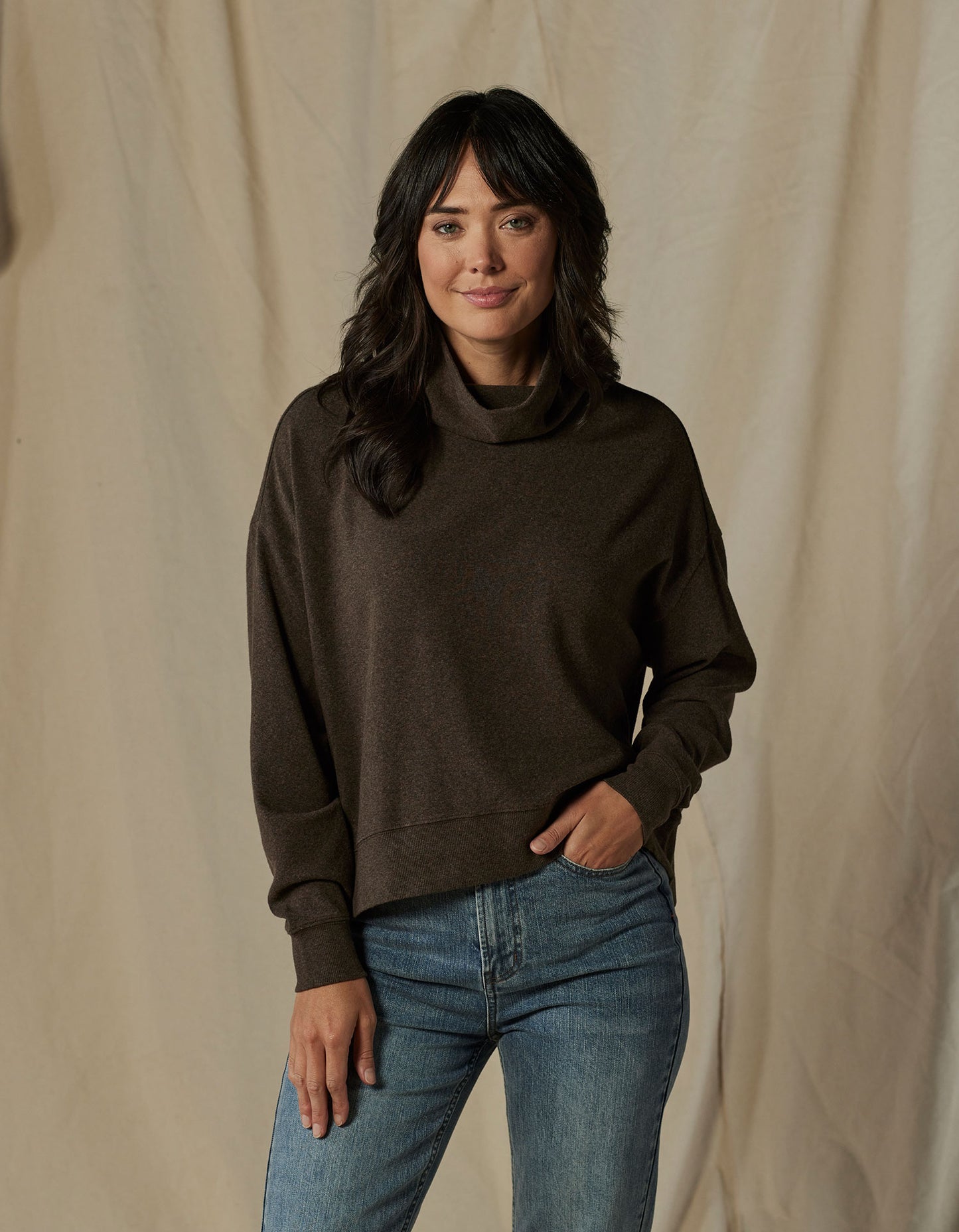 Puremeso Funnel Neck Pullover