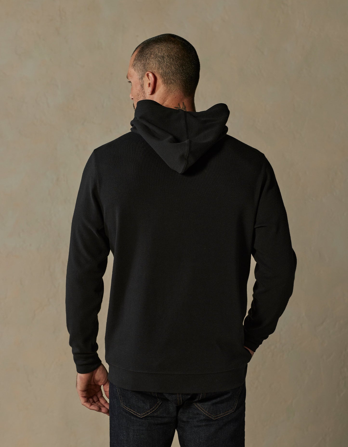 Puremeso Essential Hoodie in Black