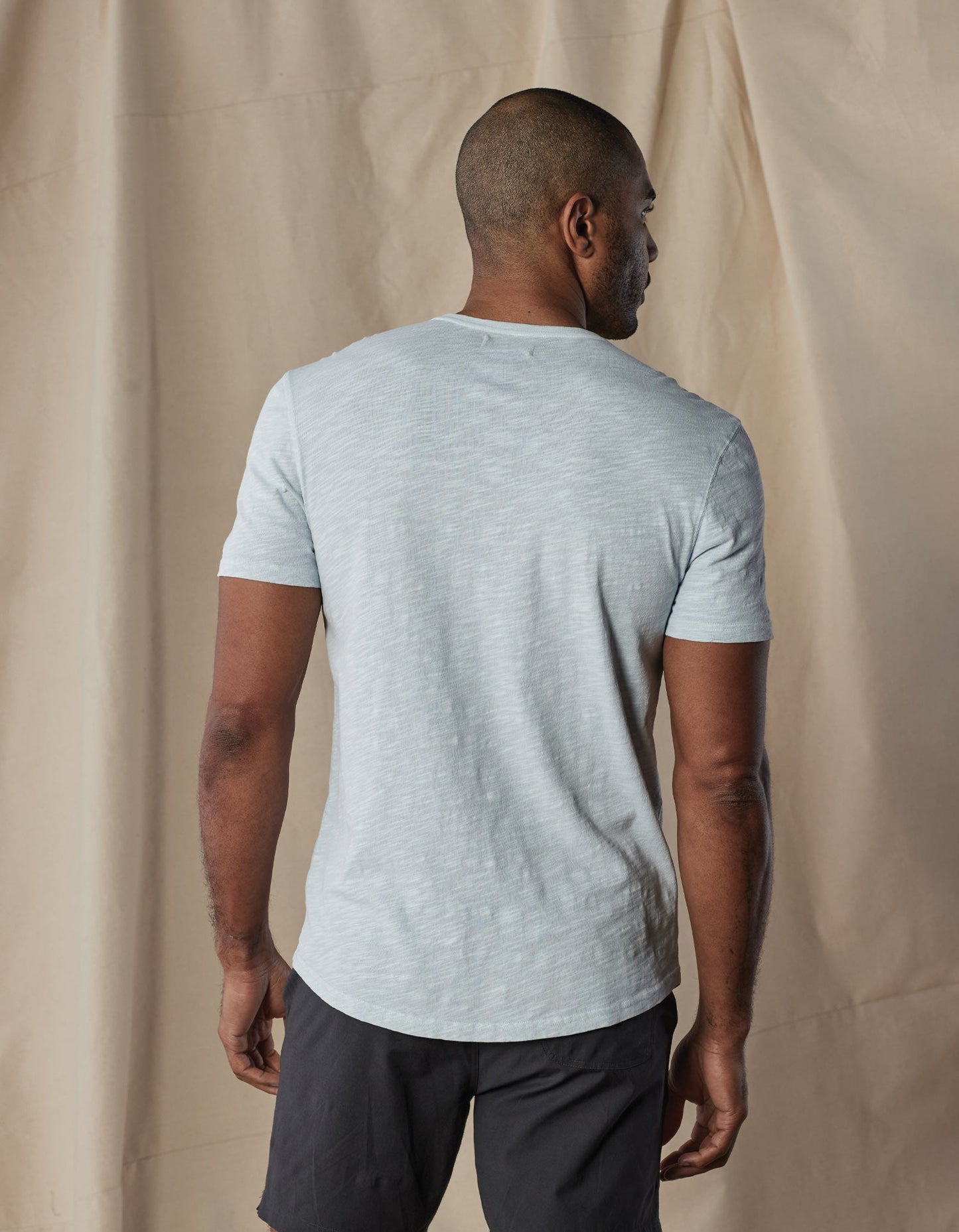 Legacy Jersey Henley in Mist