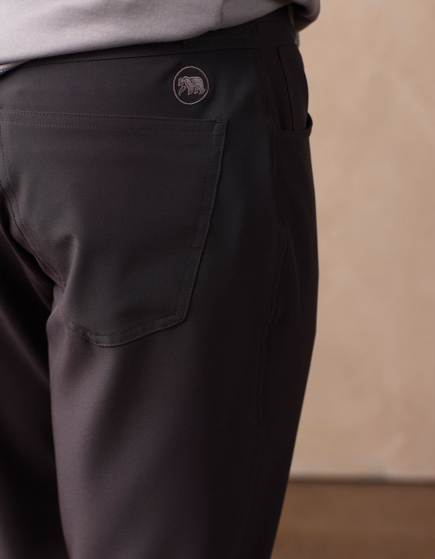 Hybrid Pant in Steel