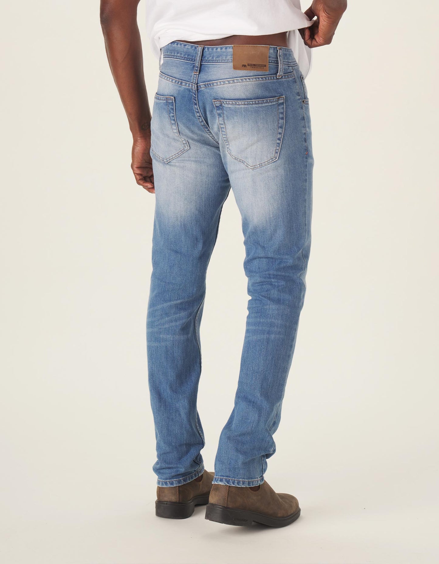 Normal Slim Jean in Light Wash