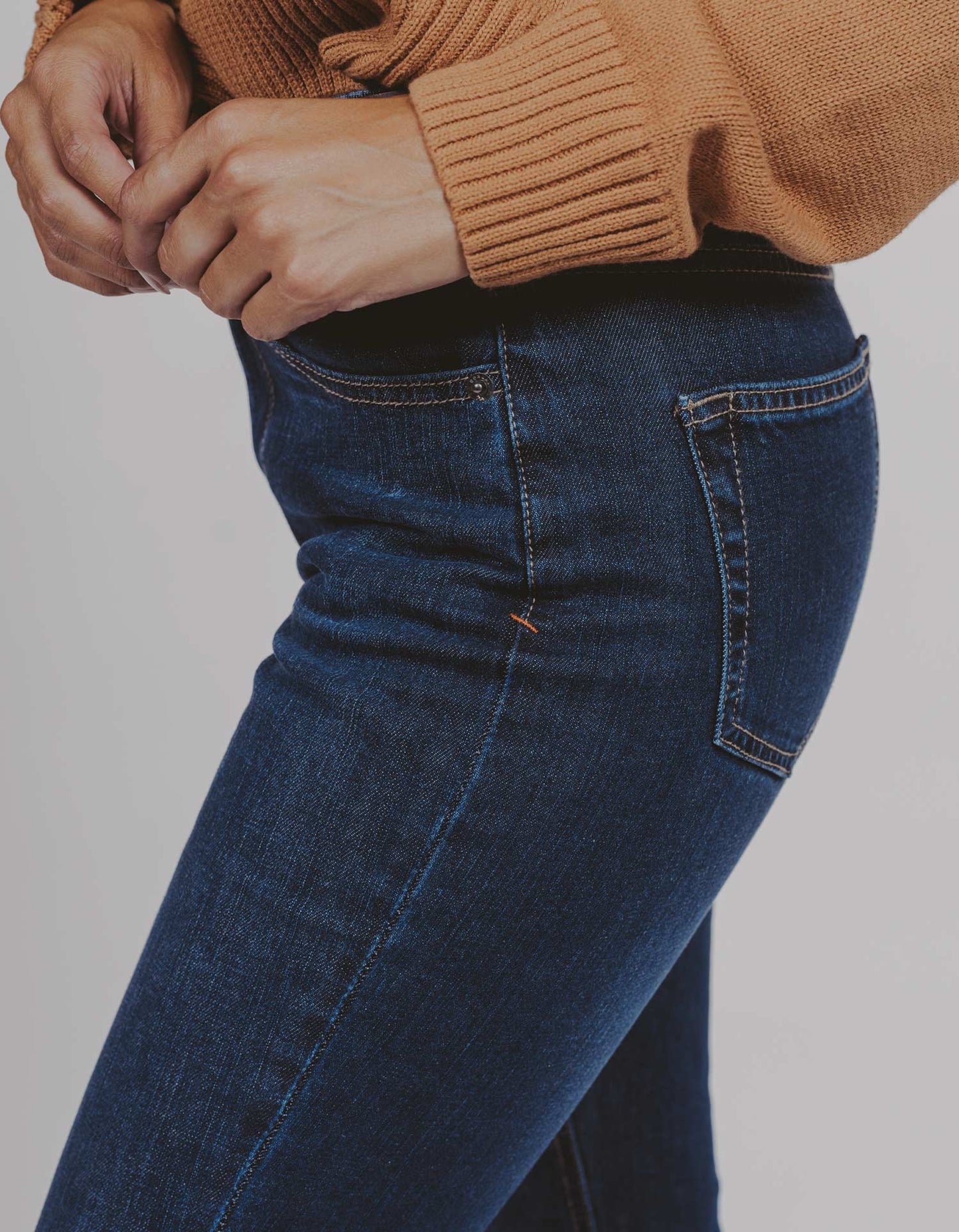 Mid-Rise Flare Jean in Dark Indigo
