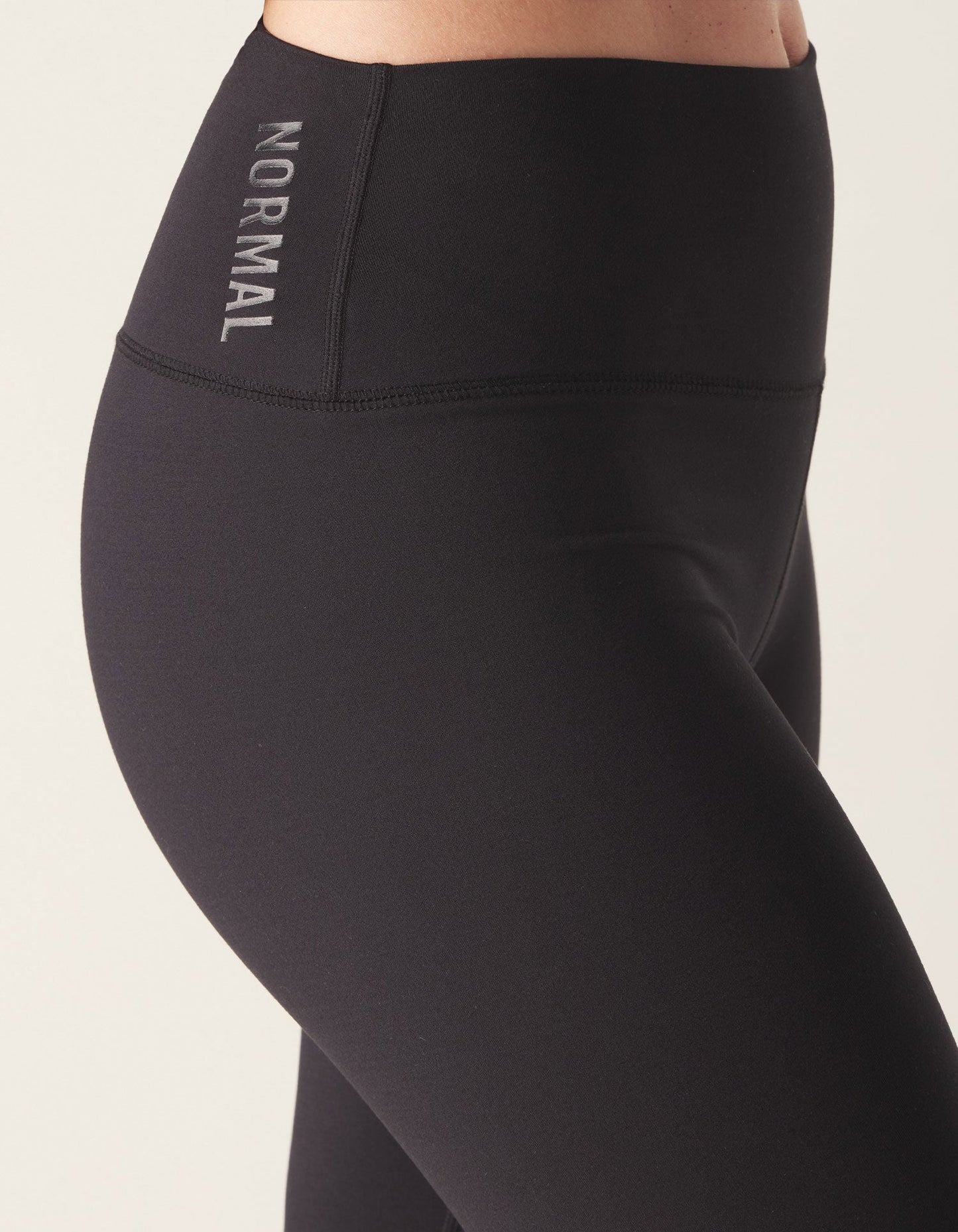 Normal Legging in Logo Legging-Black