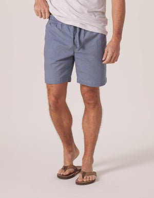 James Canvas Short in Raindrop On Model from Front