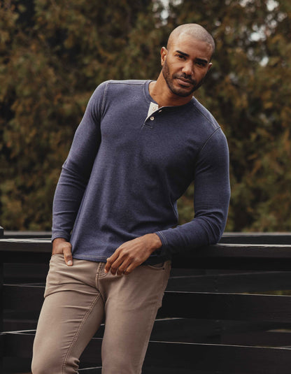 Puremeso Two Button Henley in Normal Navy