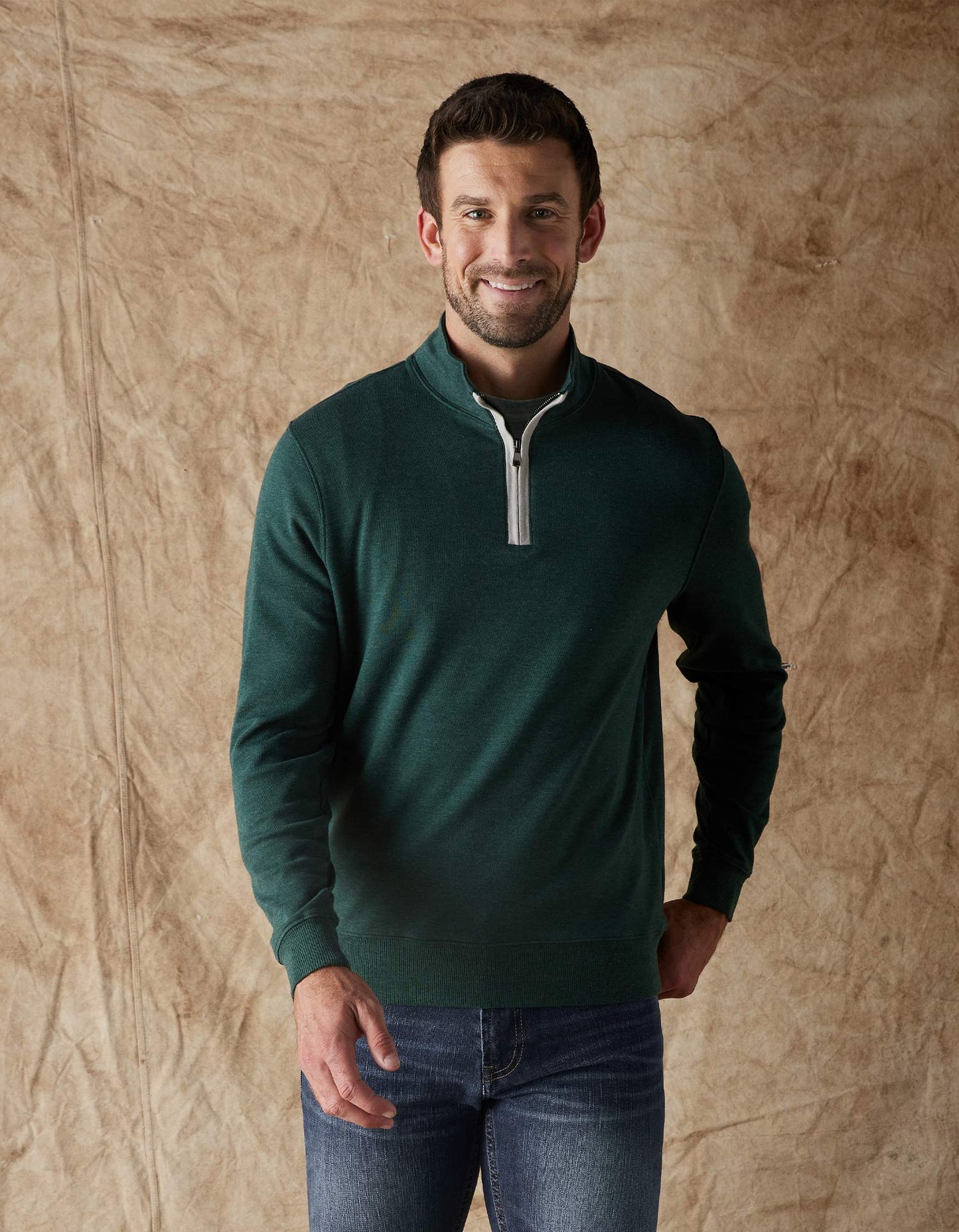 Puremeso Weekend Quarter Zip in Green Gables