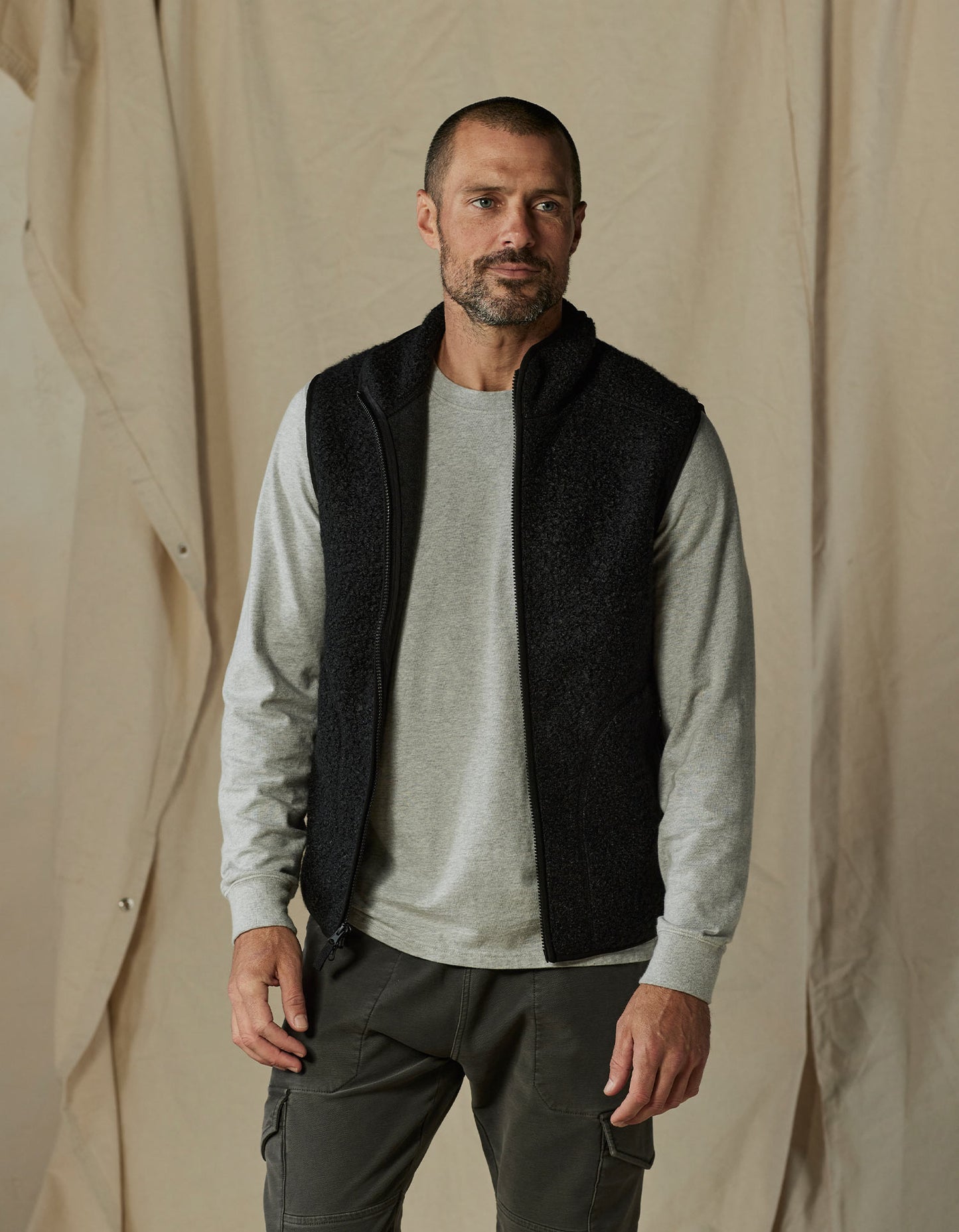 Highland Fleece Vest in Black