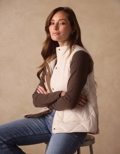 Quilted Liner Vest in Ecru/Dark Taupe
