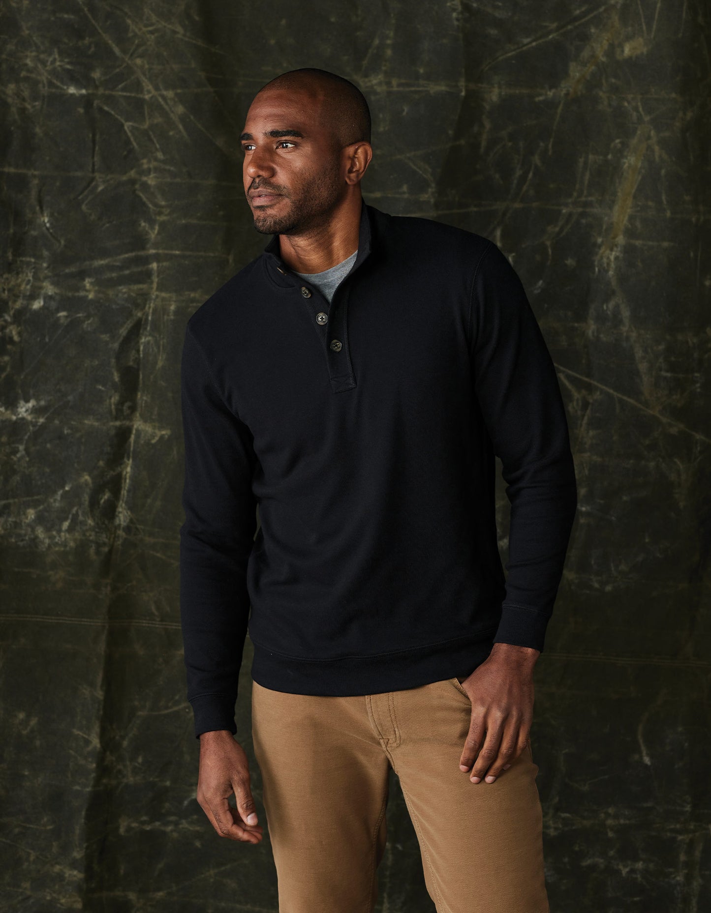 Puremeso Button Popover in Black