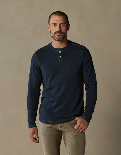 Puremeso Two Button Henley in Normal Navy