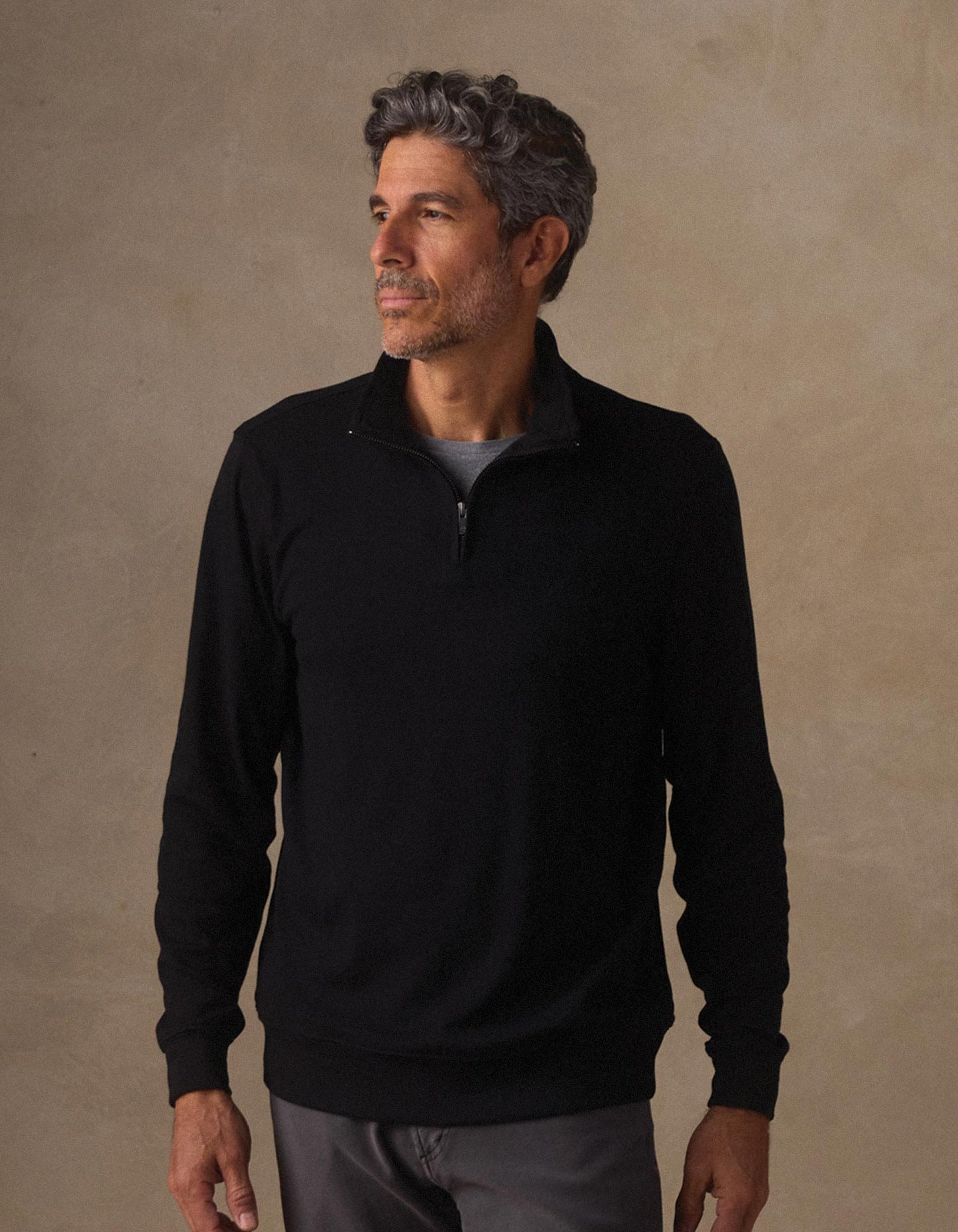 Puremeso Weekend Quarter Zip in Black