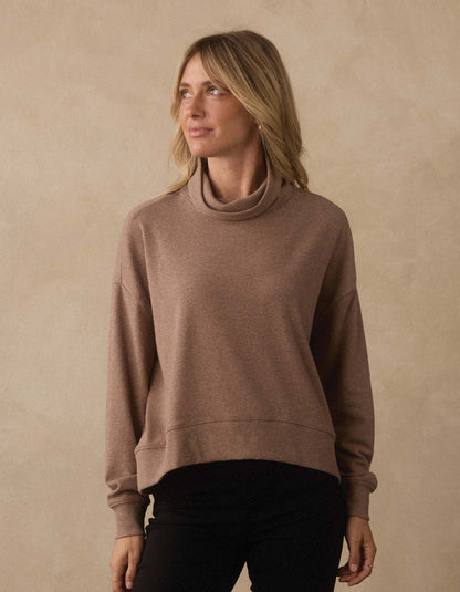 Puremeso Funnel Neck Pullover
