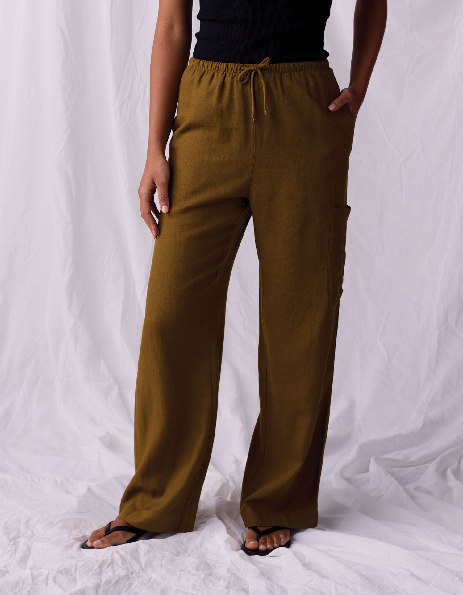 tobacco linen pants Leukos Linen-Blend Drawcord Pant in Tobacco M tobacco linen pants Leukos Linen-Blend Drawcord Pant in Tobacco M