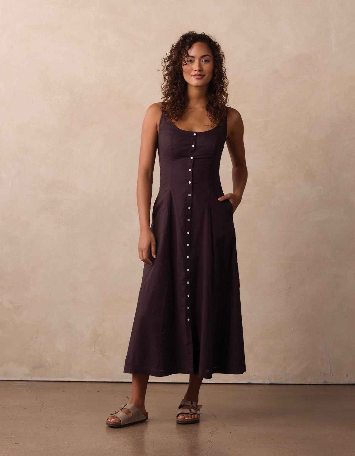 eleanor jersey midi dress in Umber – The Normal Brand Et ochs
