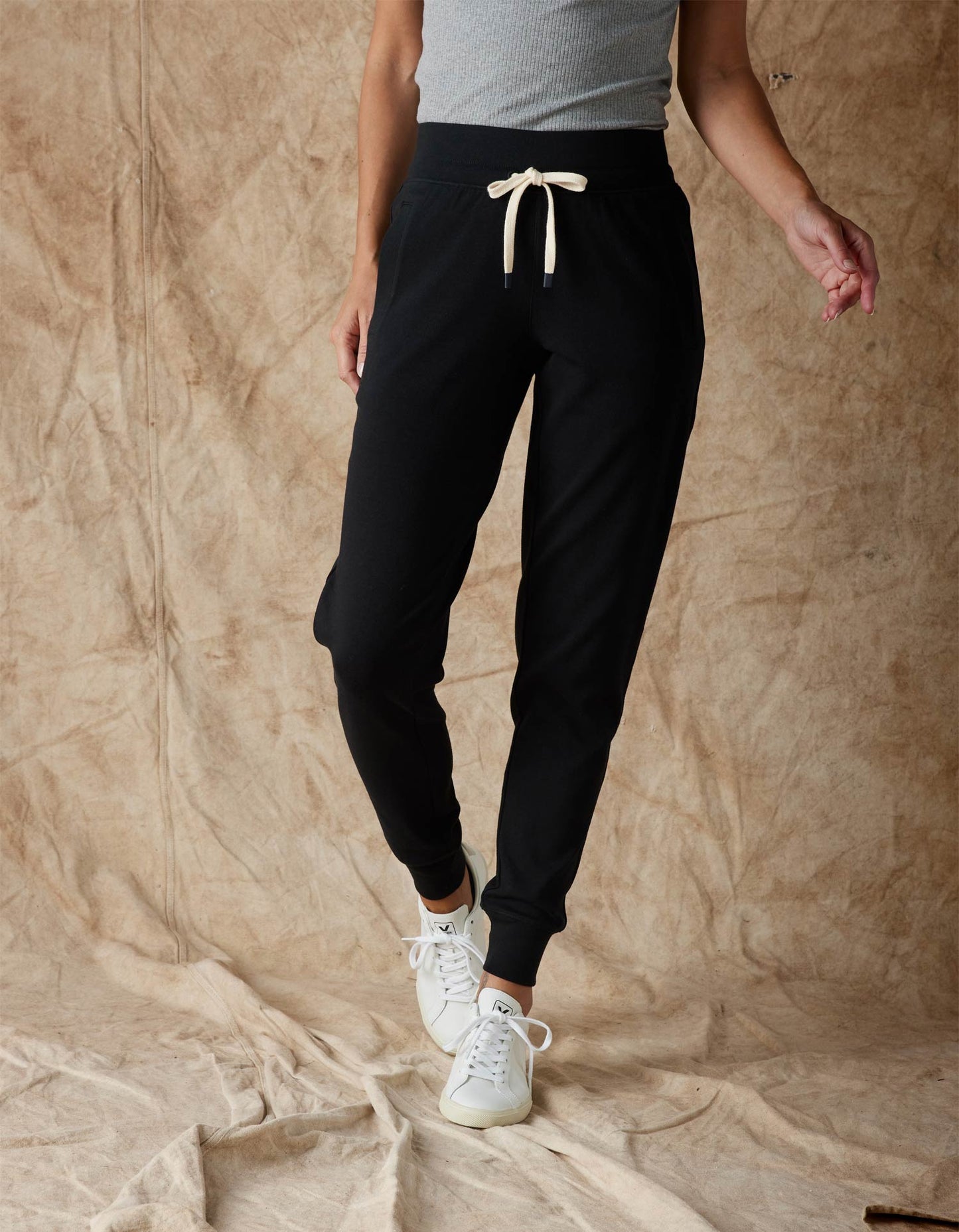 Women's Puremeso Everyday Jogger in Black