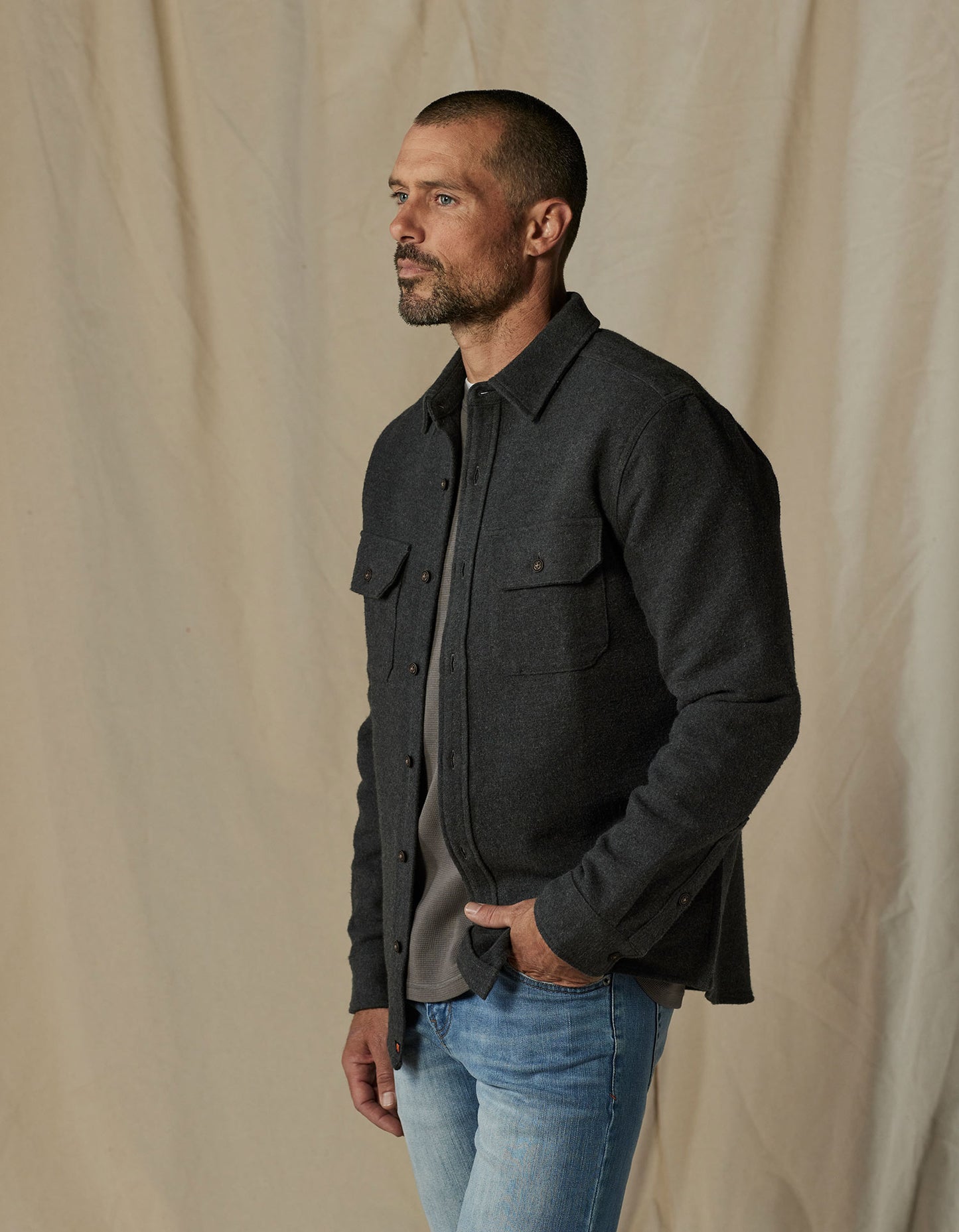 Heavyweight Chamois Overshirt in Heathered Charcoal