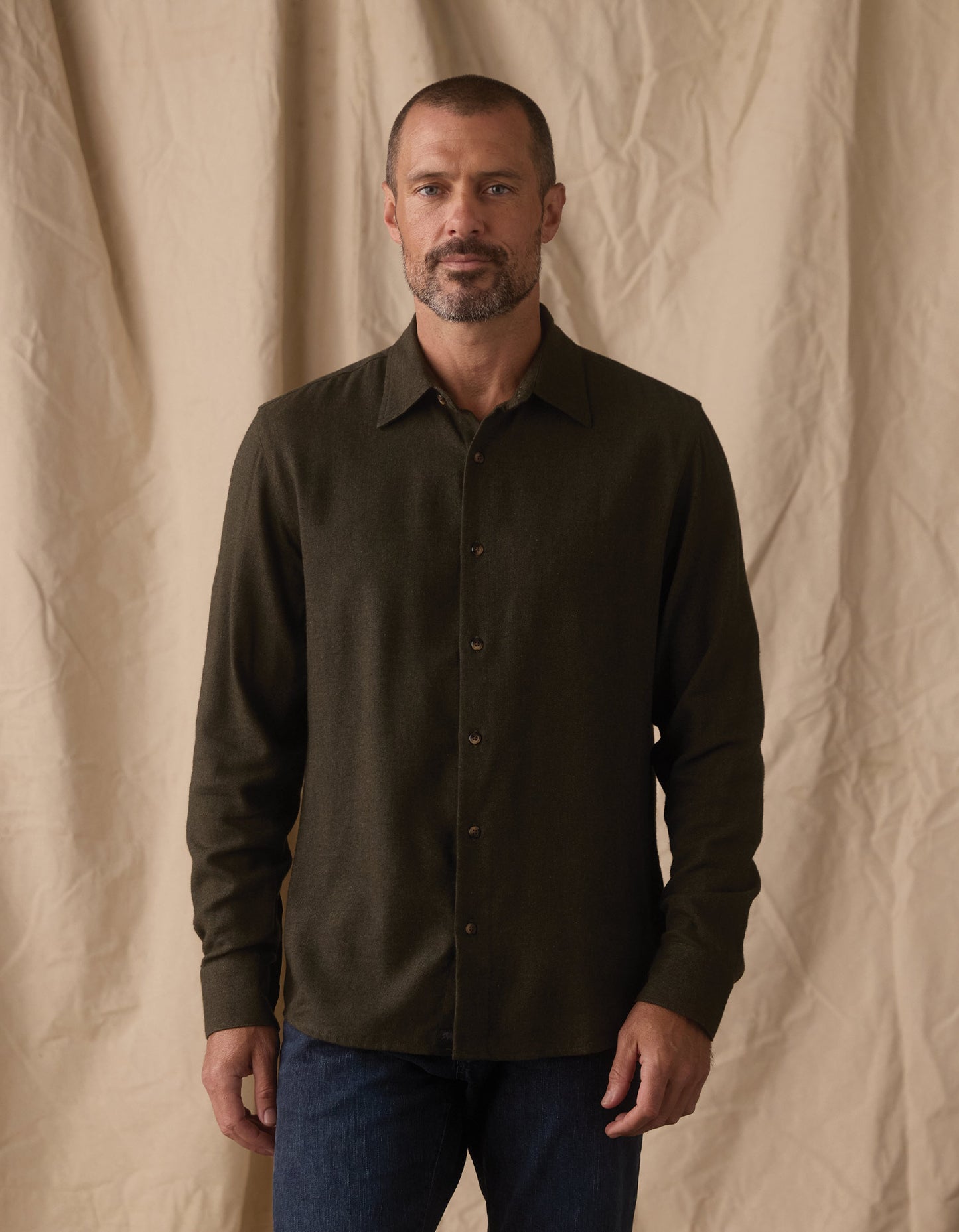 Owen Lightweight Button Up in Dark Olive