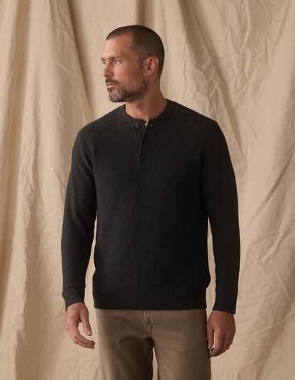 COOLMAX® Textured Sweater Henley in Charcoal