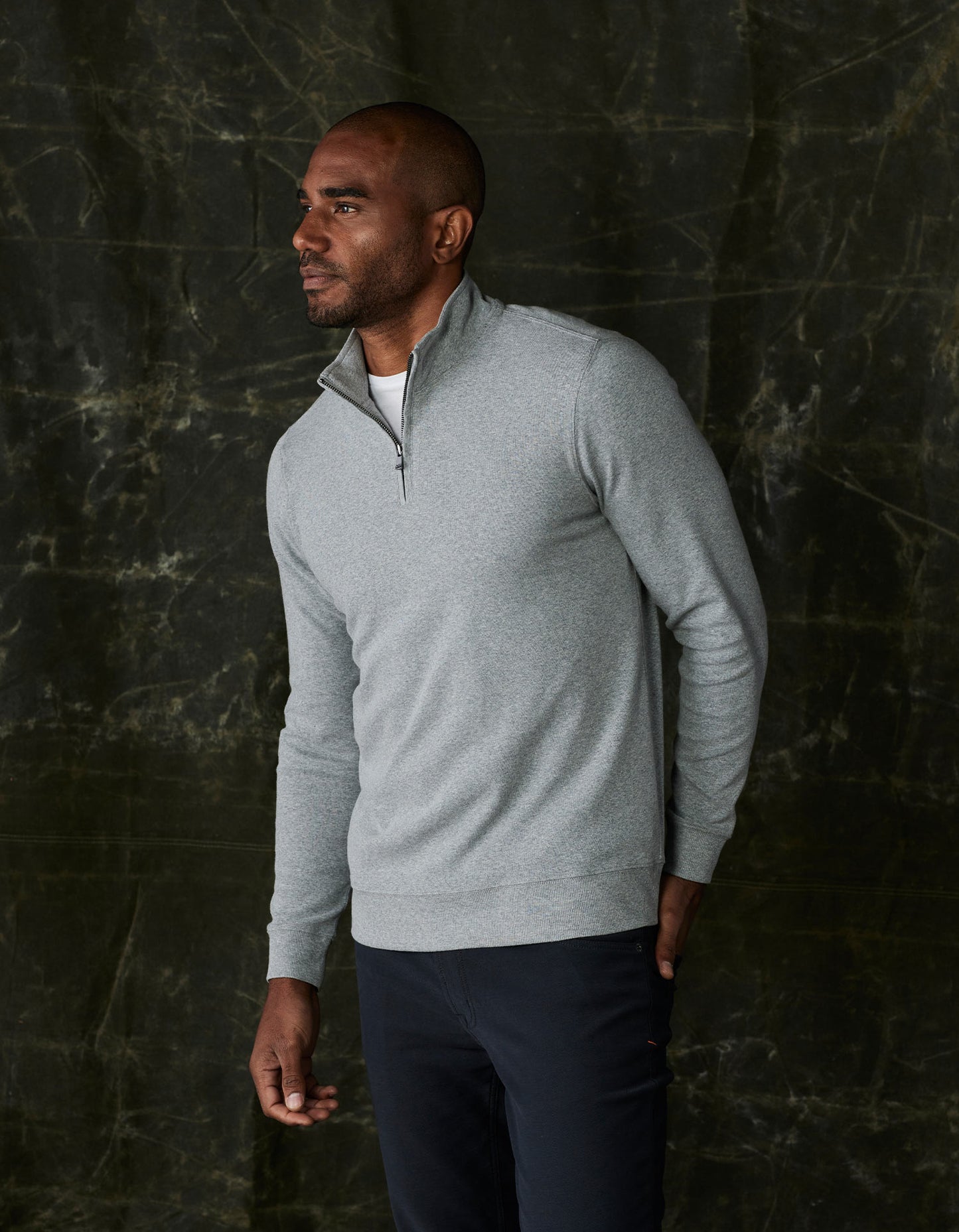 Puremeso Weekend Quarter Zip in Athletic Grey