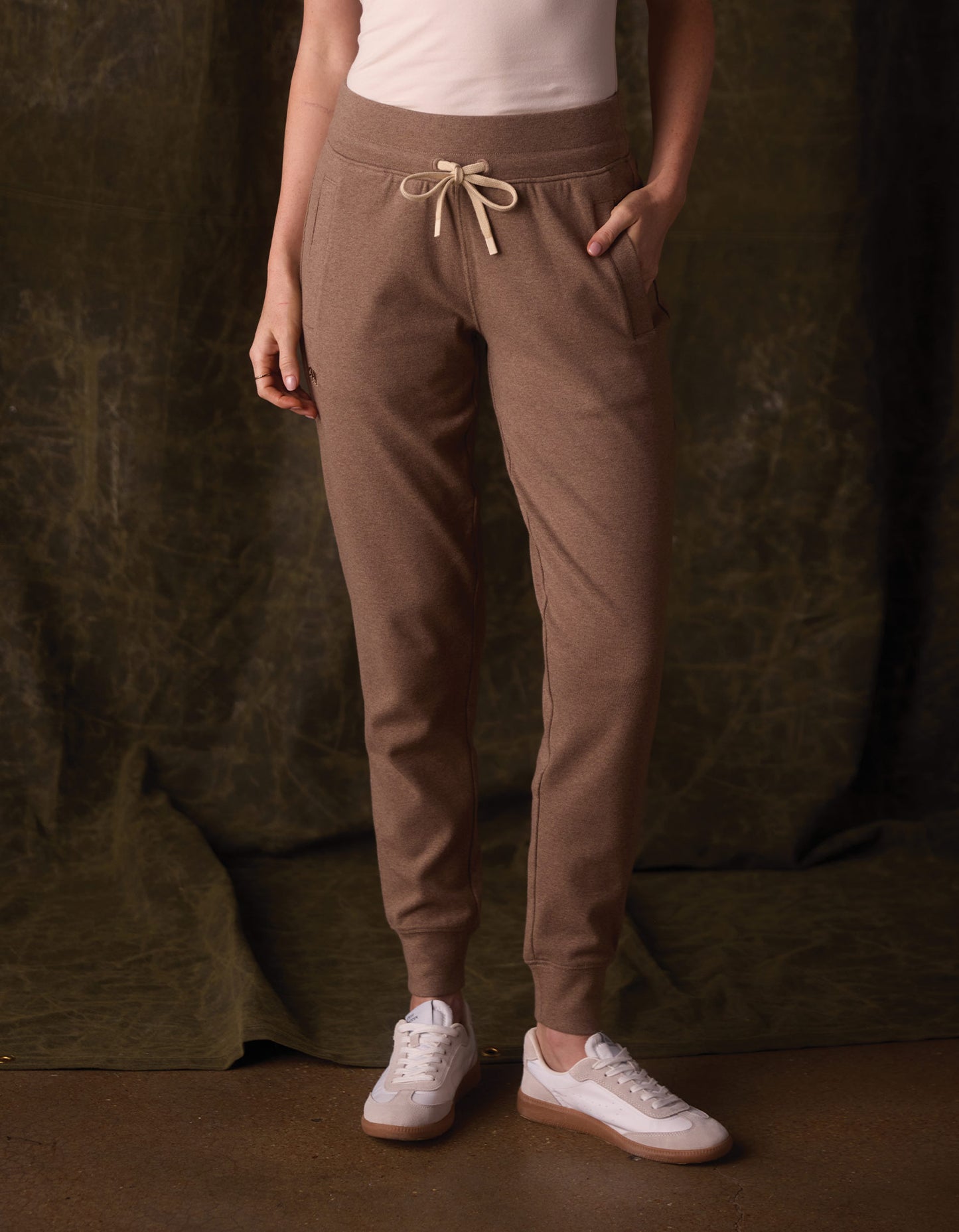 Women's Puremeso Everyday Jogger in Taupe