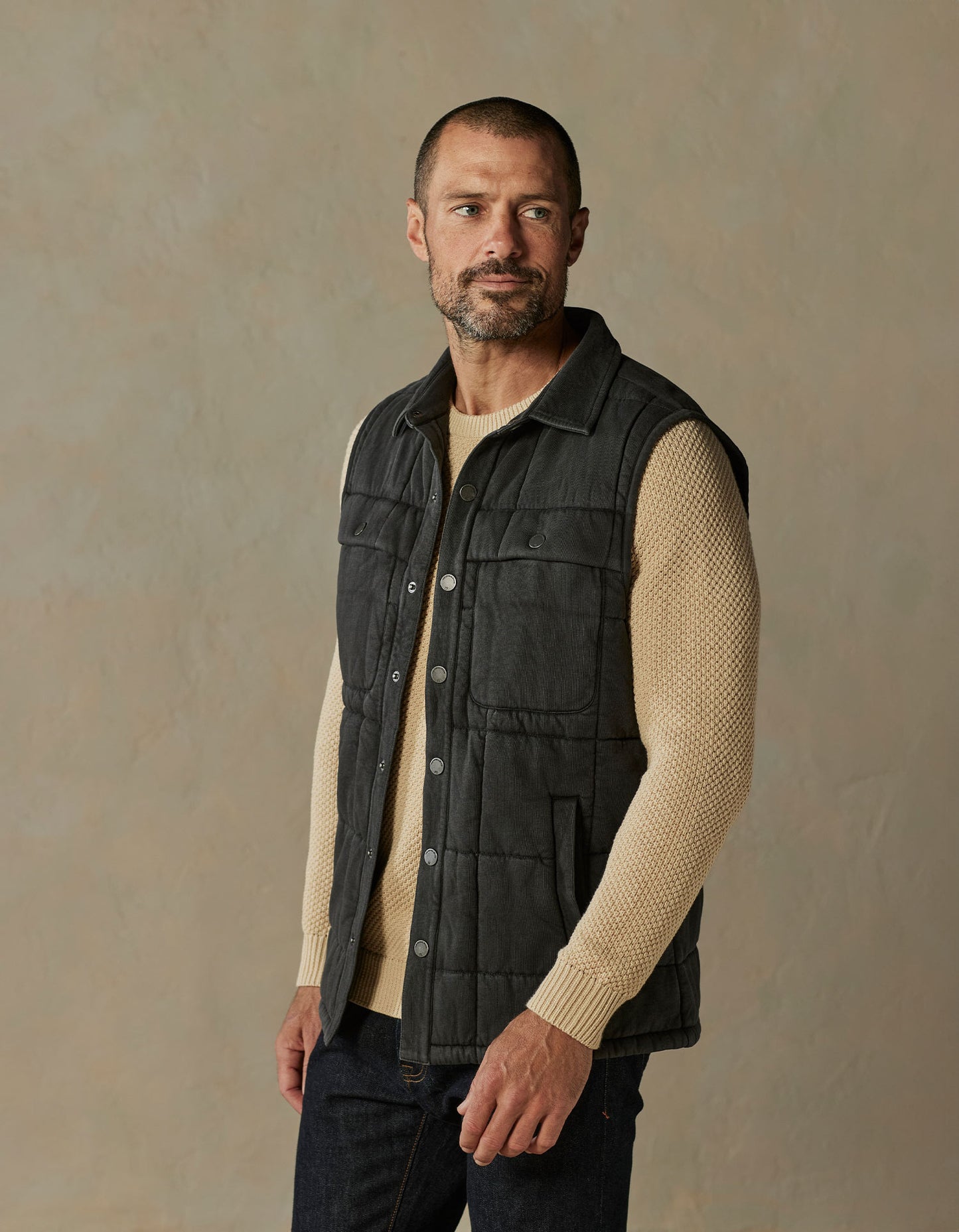 Jackie Premium Fleece Lodge Vest in Phantom