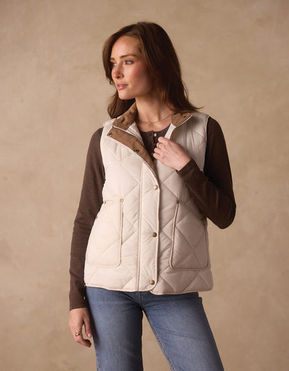 Quilted Liner Vest in Ecru/Dark Taupe