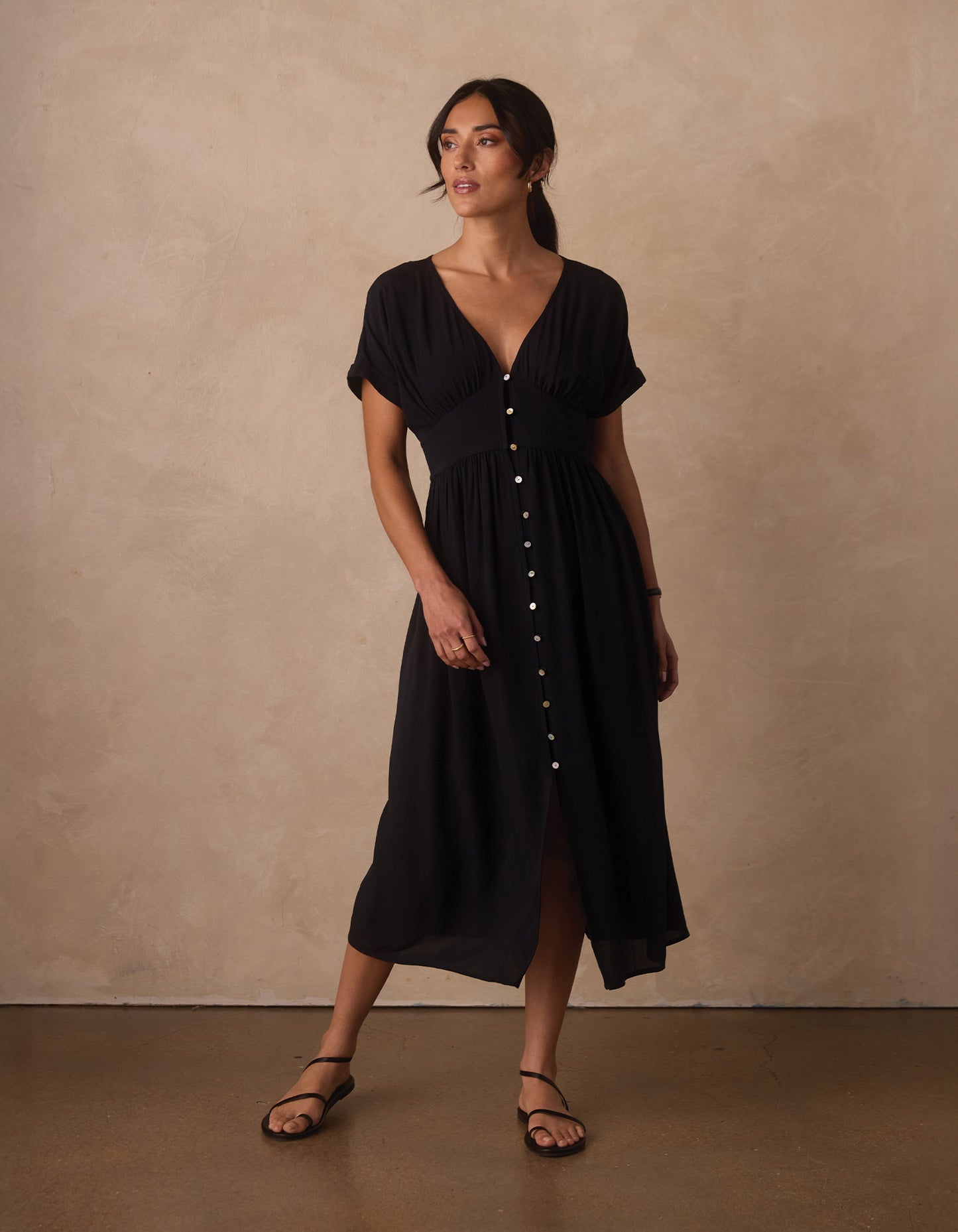 Aria Crepe Midi Dress in Black