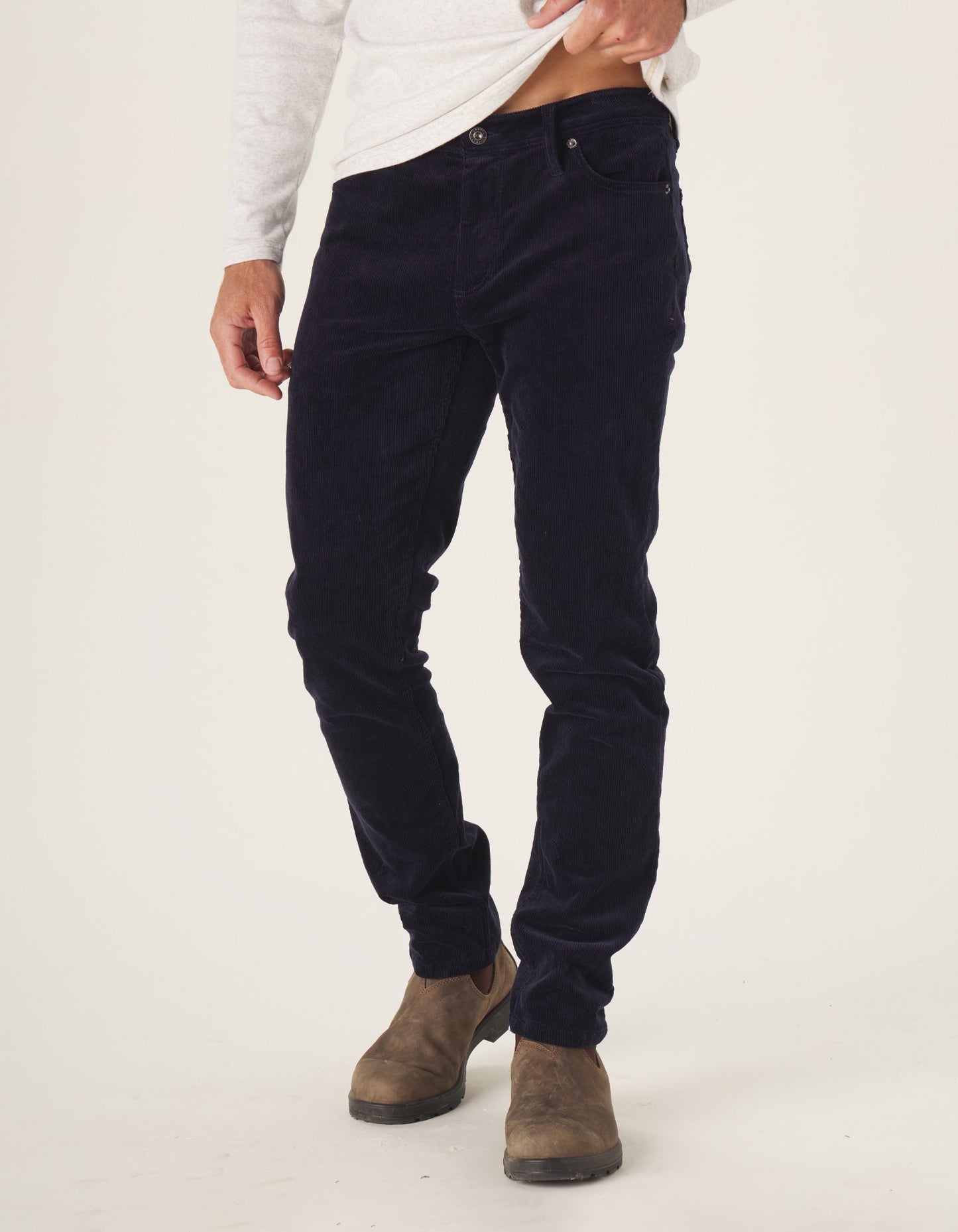 Cord 5 Pocket Pant in Navy