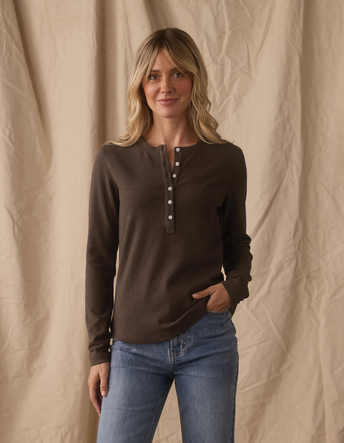 Women's Puremeso Henley in Ash Brown