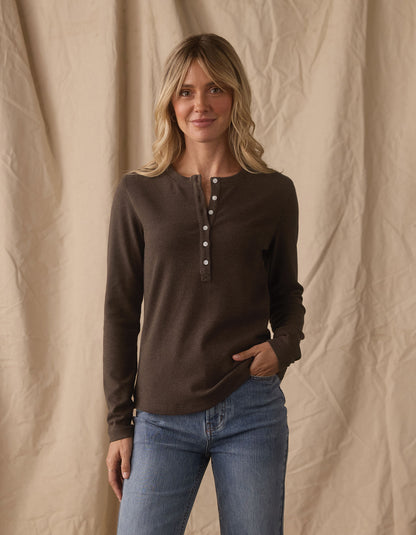 Women's Puremeso Henley in Ash Brown