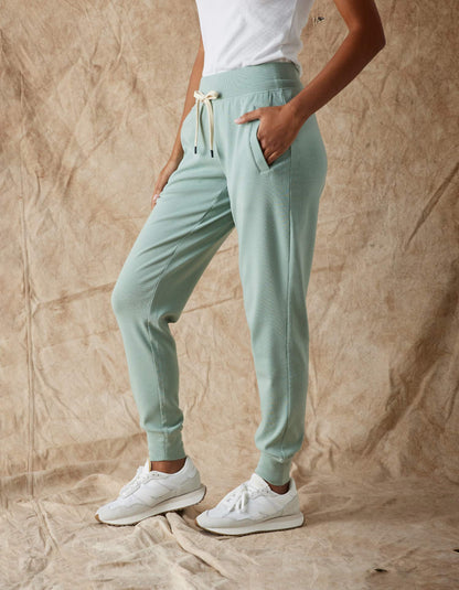 Women's Puremeso Everyday Jogger in Juniper