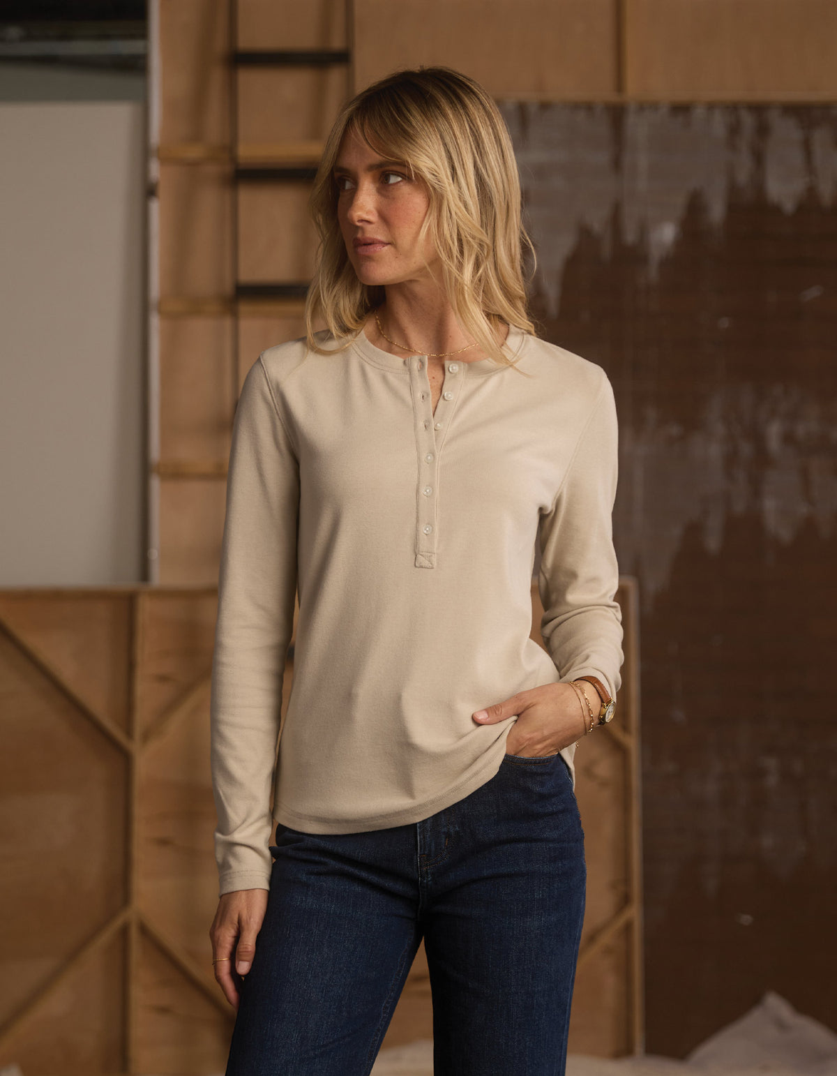 Women's Puremeso Henley in Pumice