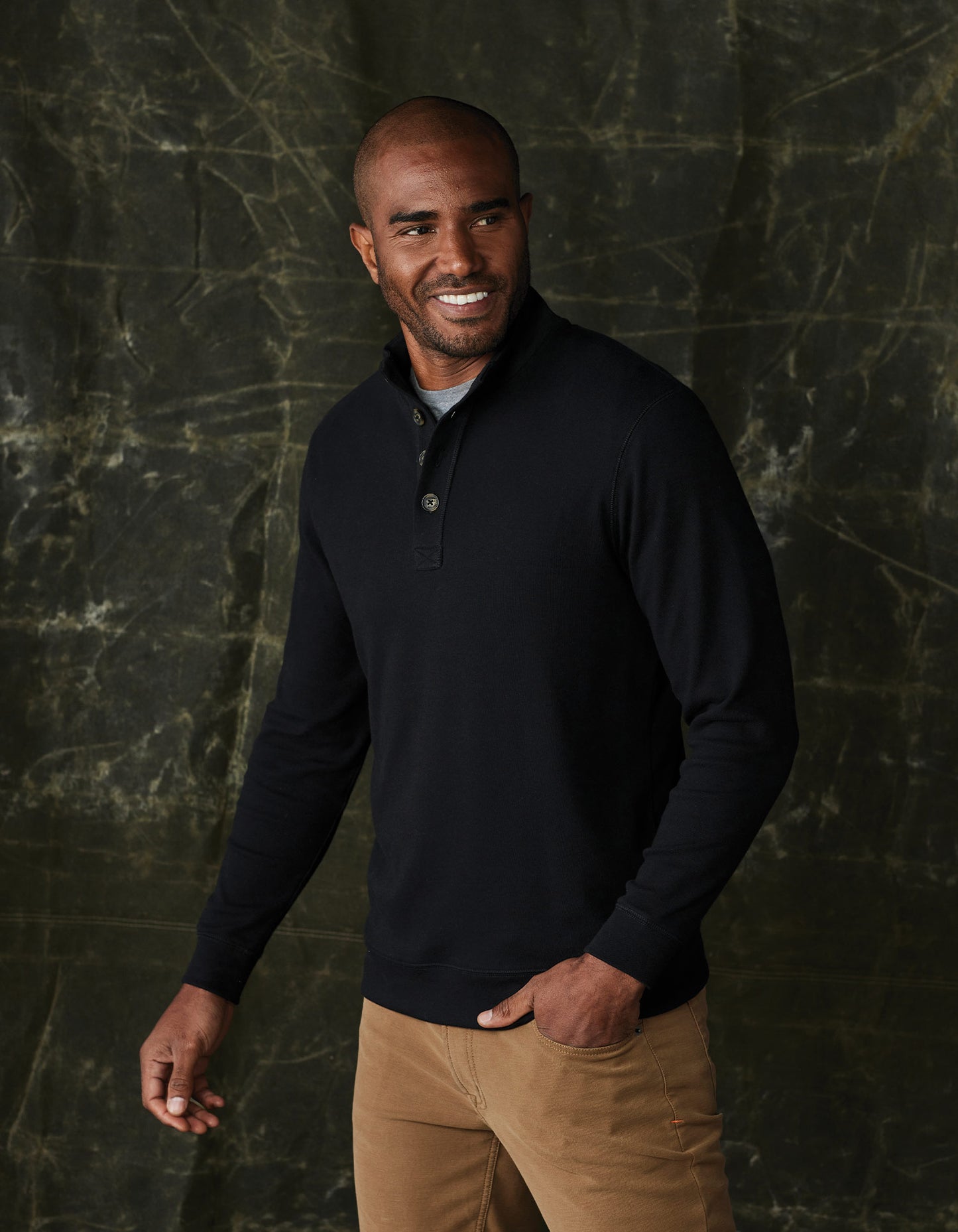 Puremeso Button Popover in Black