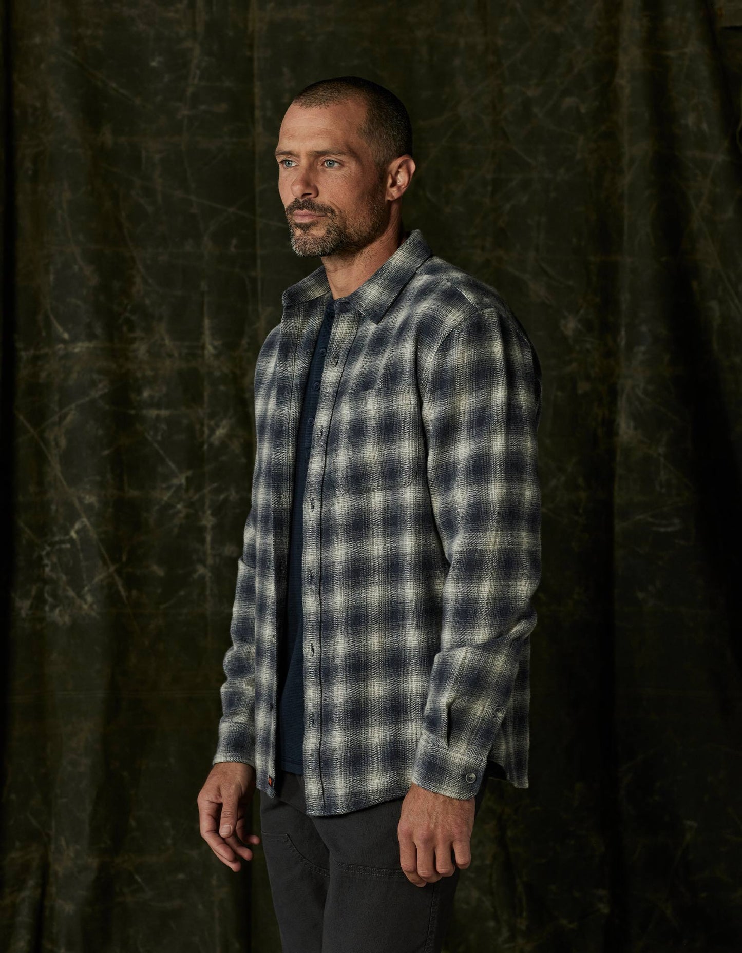 Louis Heavyweight Flannel Overshirt in Carbon Plaid