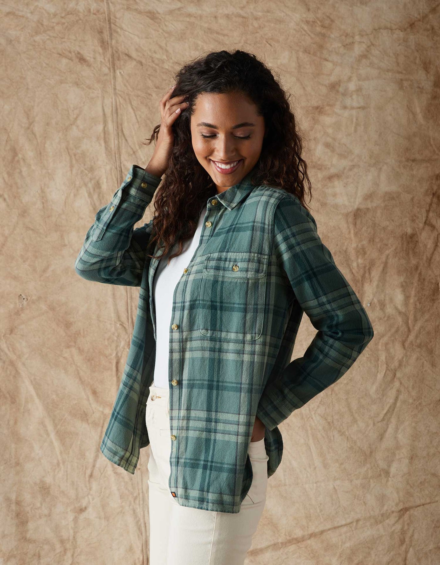 Women's Mountain Overshirt in Juniper Plaid