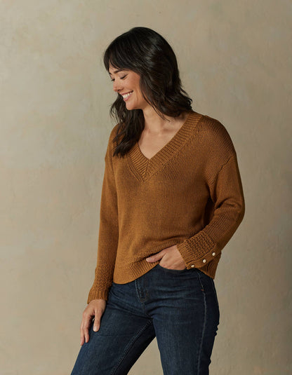 Arlo V-Neck Sweater in Maple Glaze