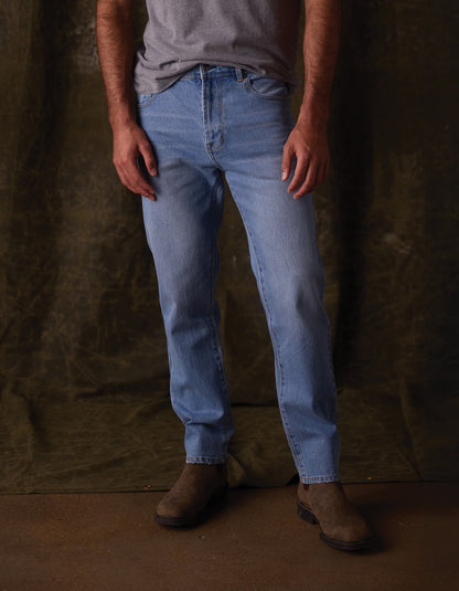 Normal Straight Jean in Vintage Light Wash