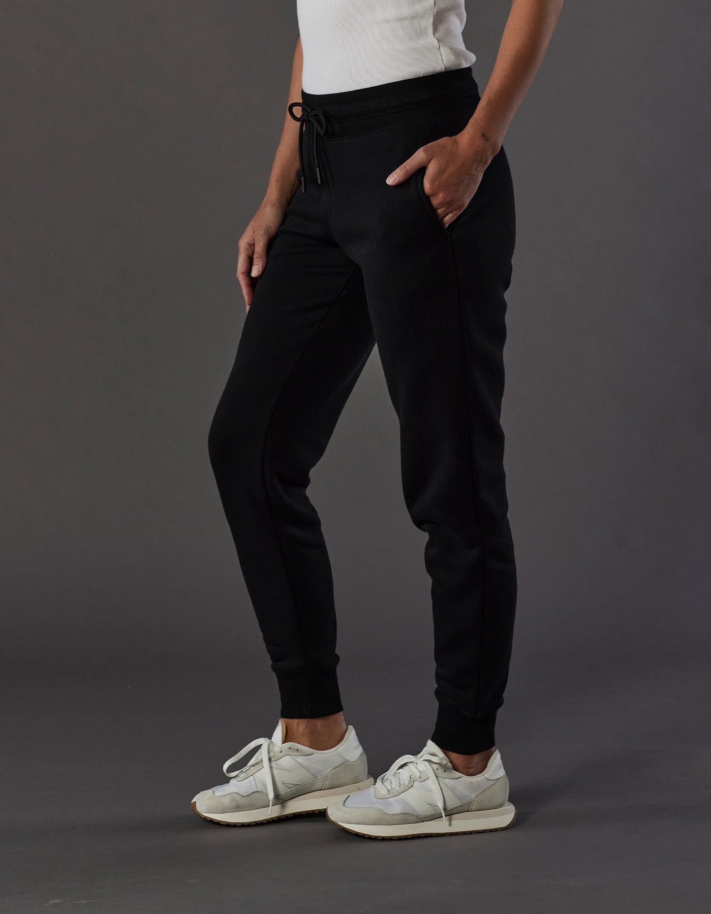 TNB x 1st Phorm Women's Jogger in Black