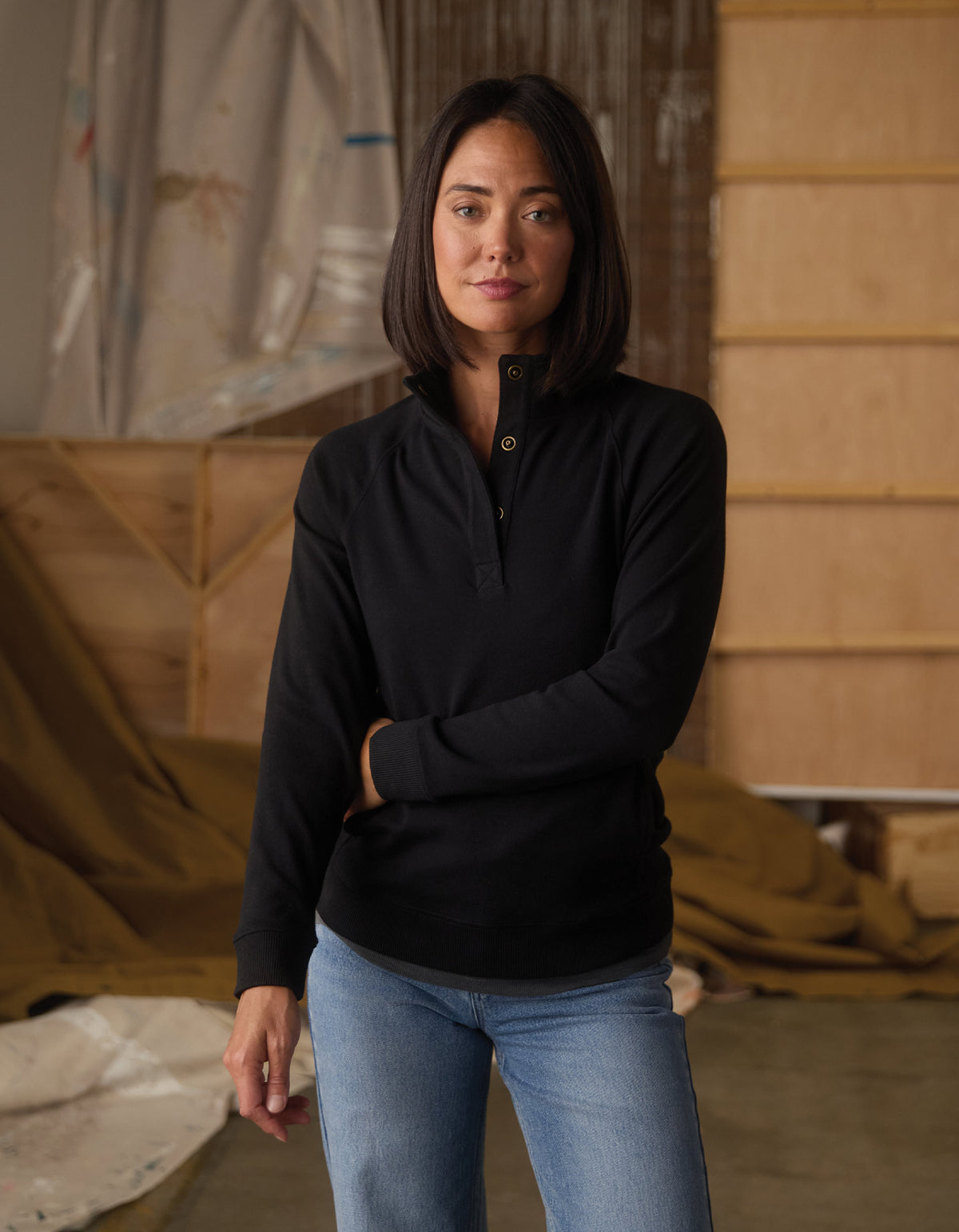 Puremeso Weekend Snap Pullover in Black