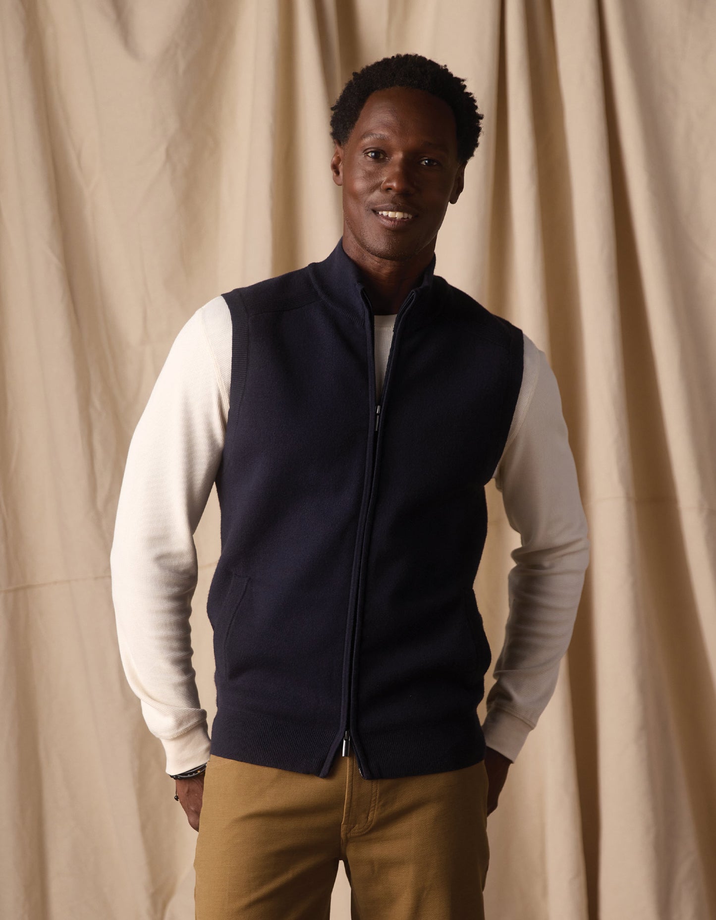 Cooper's Landing Vest in Navy