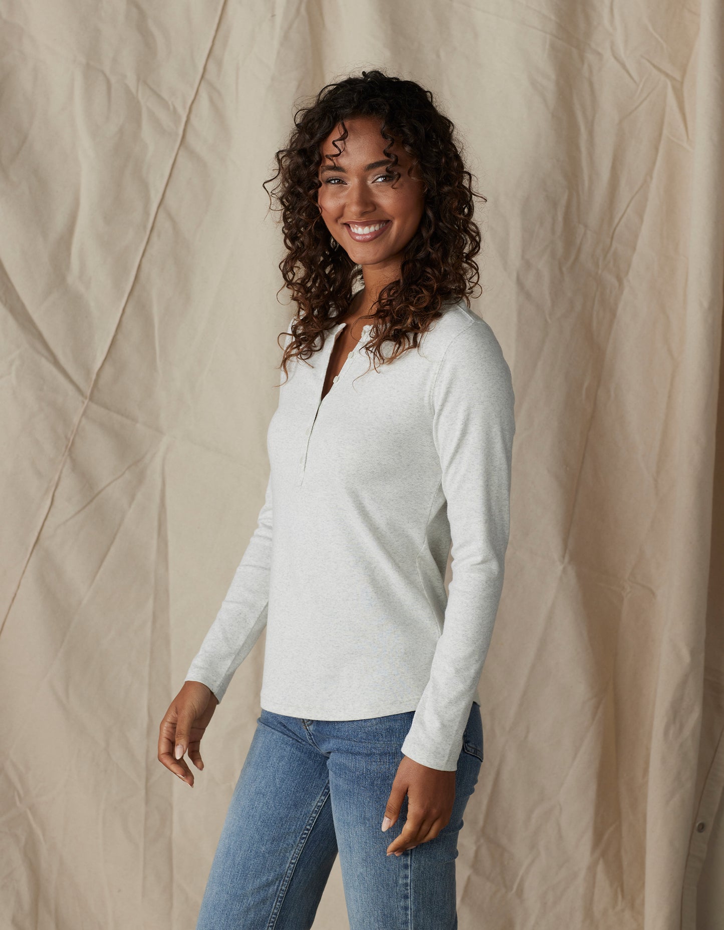 Women's Puremeso Henley in Stone