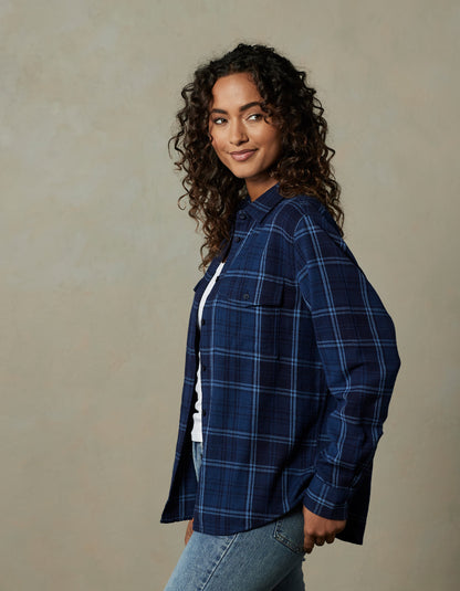 Women's Mountain Overshirt in Indigo Plaid