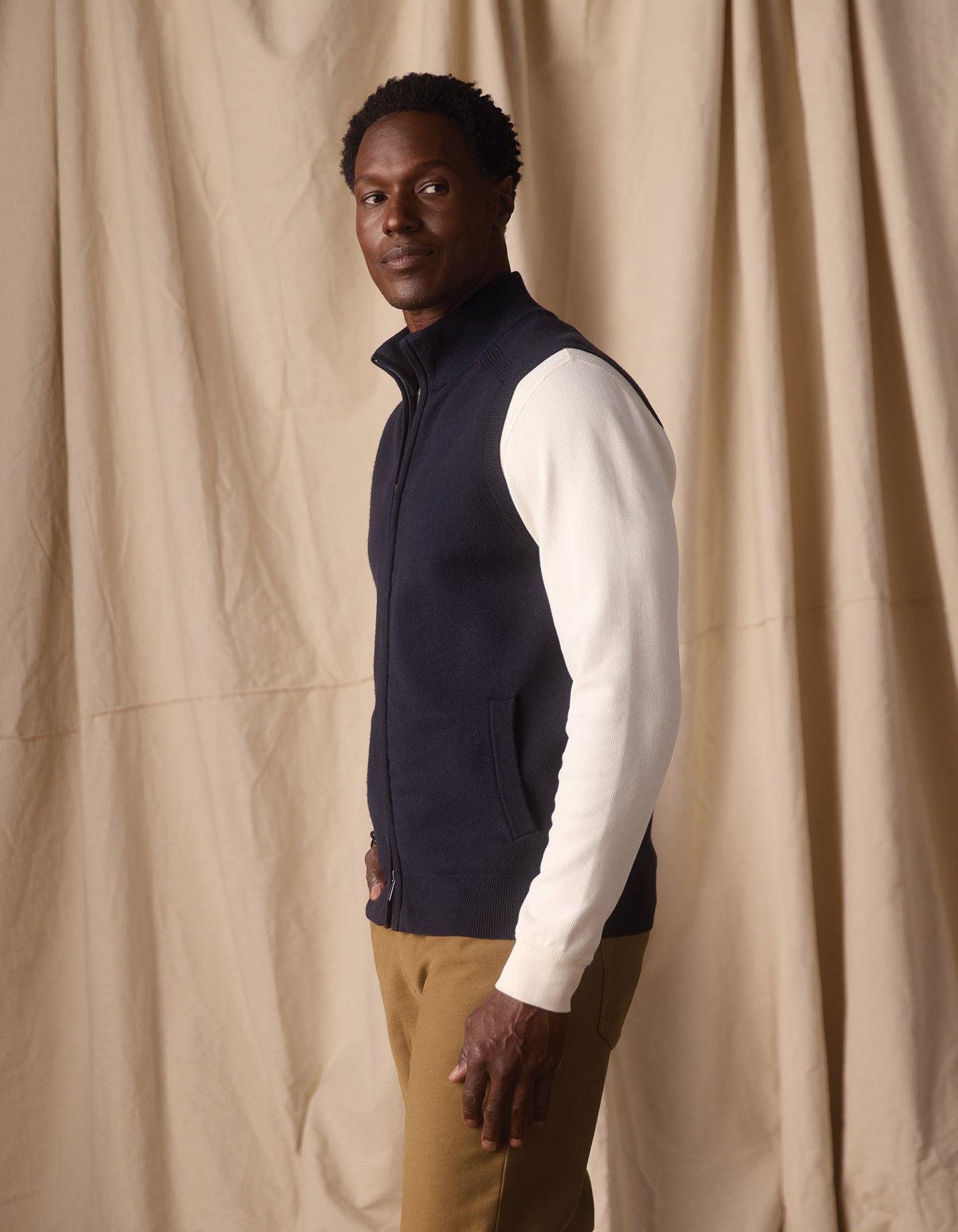 Cooper's Landing Vest in Navy