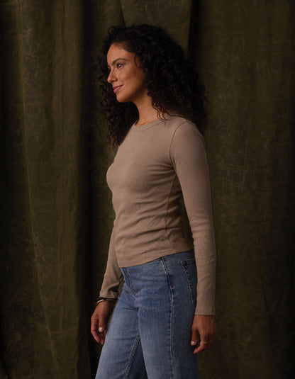 Normal Rib Long Sleeve Crewneck Tee in Fawn