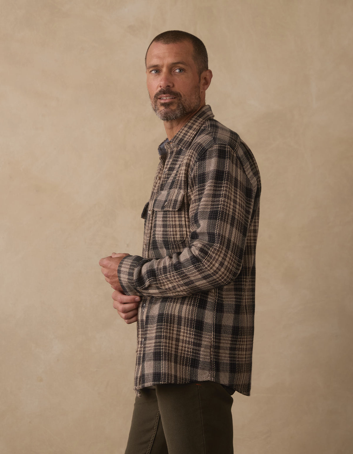 Mountain Textured Overshirt in Asphalt Plaid