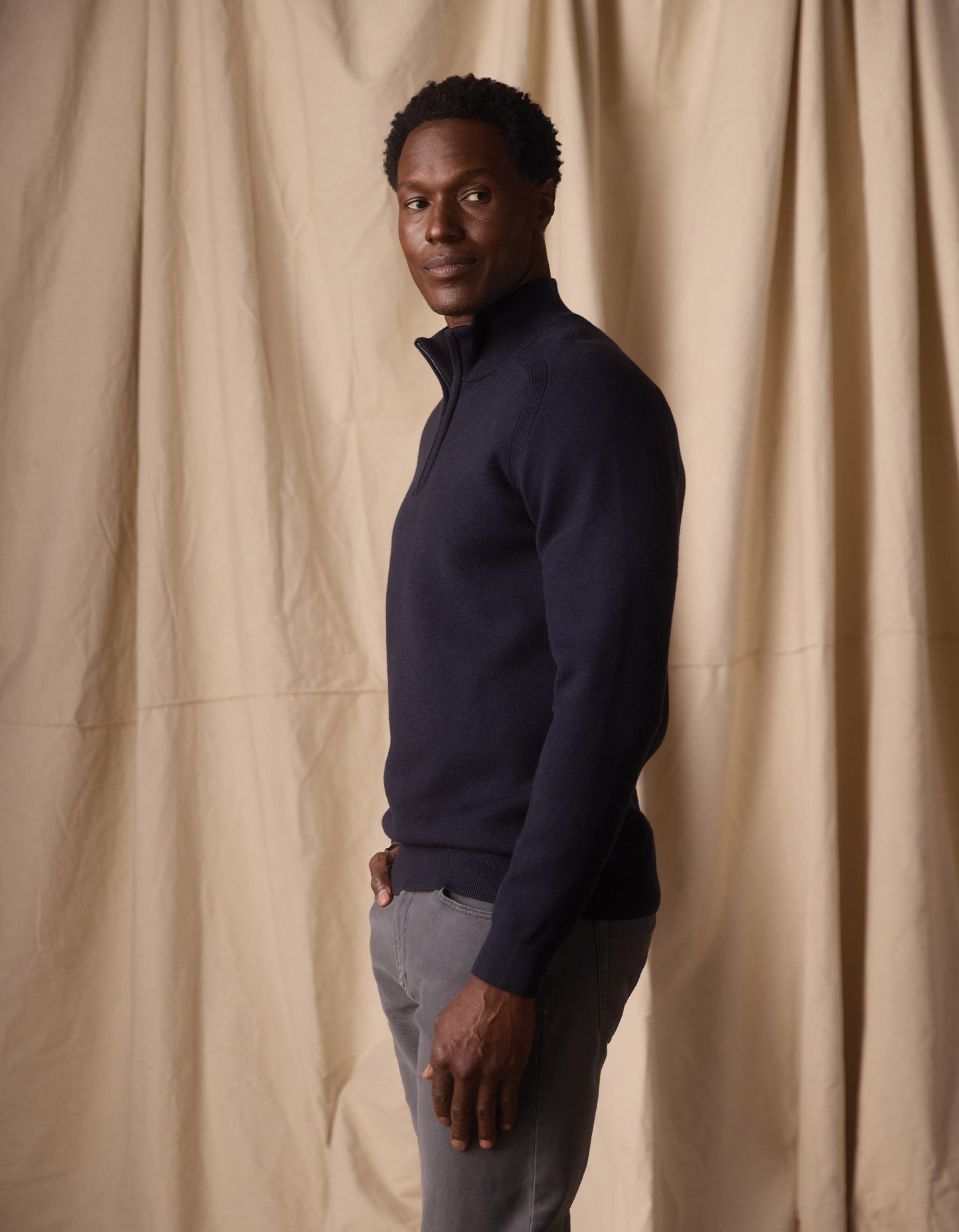 Cooper's Landing Quarterzip in Navy