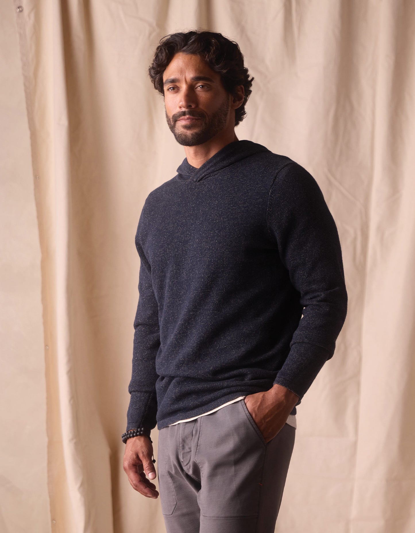 Jimmy Sweater Essential Hoodie in Normal Navy