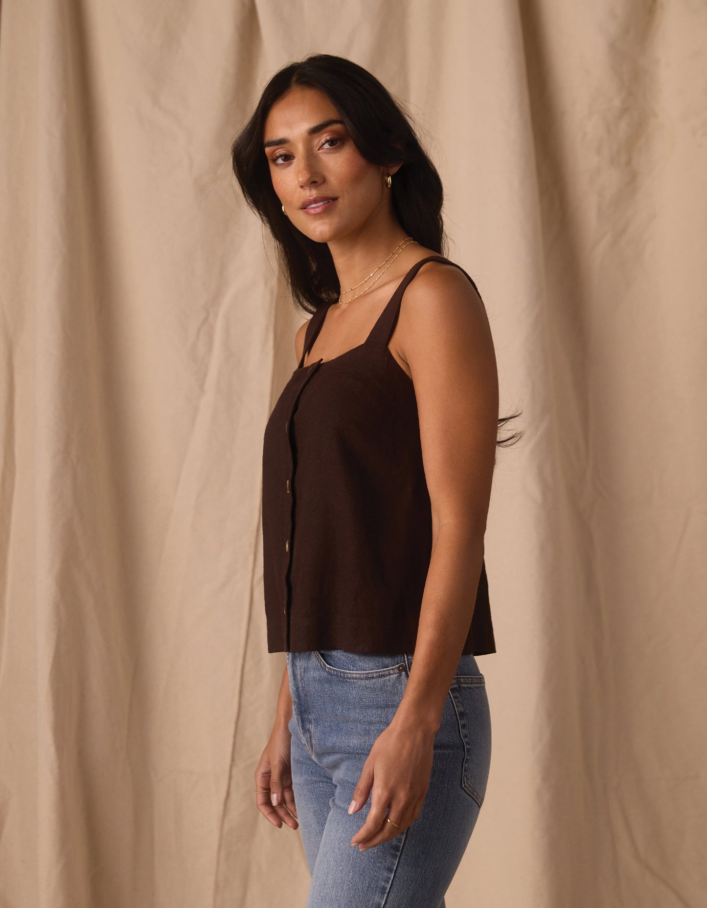 Leukos Linen-Blend Tank in Umber
