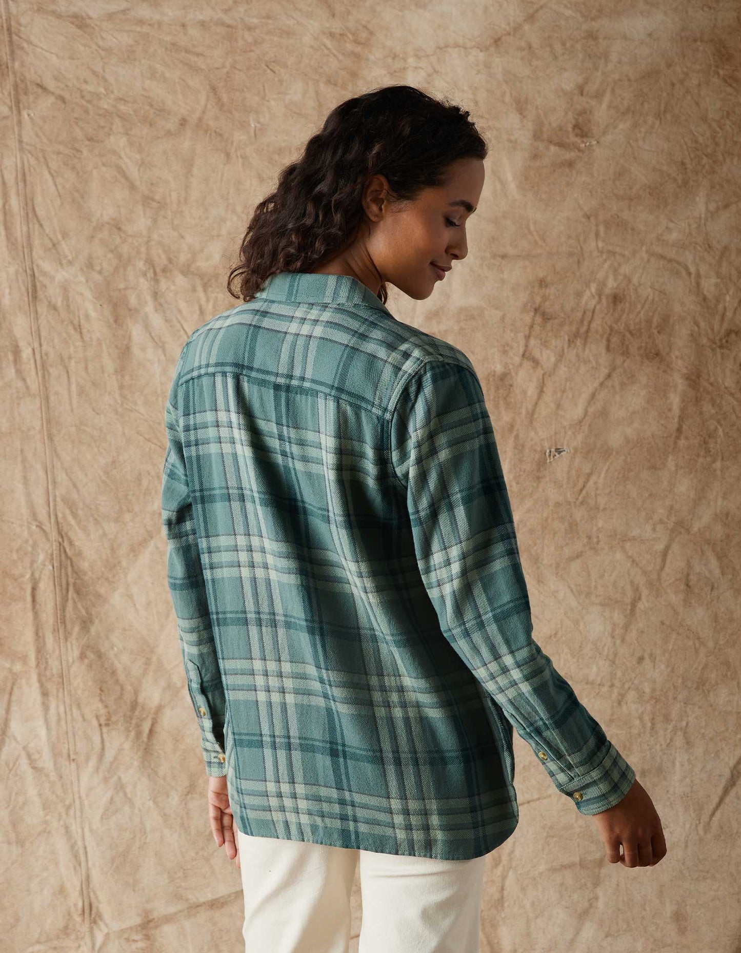 Women's Mountain Overshirt in Juniper Plaid